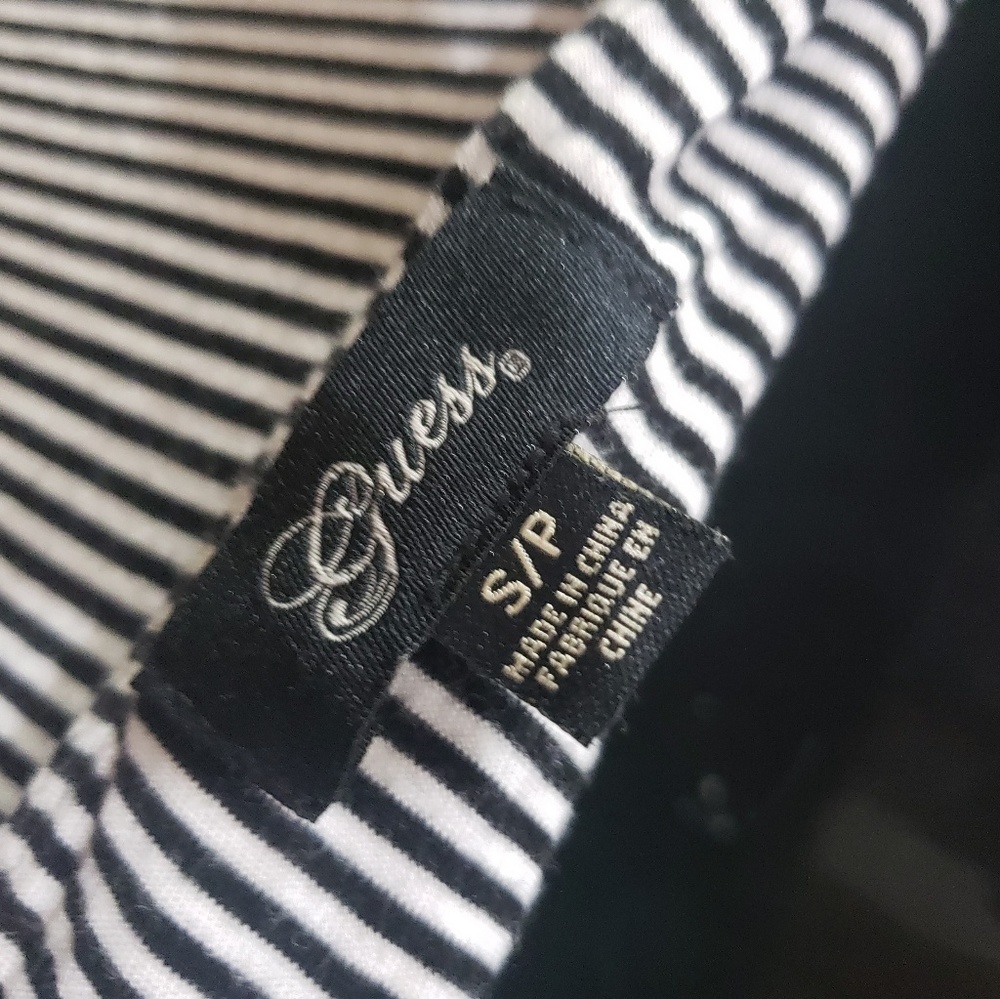 👻GUESS black and white stripe dress - Picture 5 of 5
